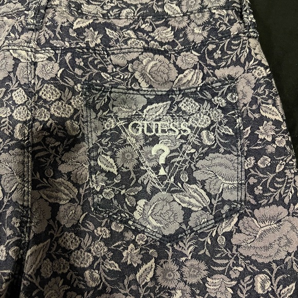 Guess Jeans/Jeggings size 7/8.  Purple hue. - Picture 3 of 4